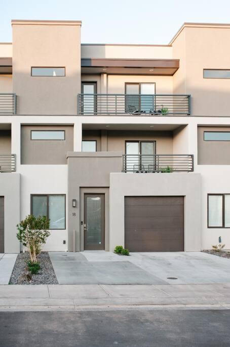 Zen Trail Retreat - New 5 Bedroom Luxury Condo St. George Luaran gambar